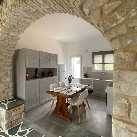 - Traditional House Holiday home