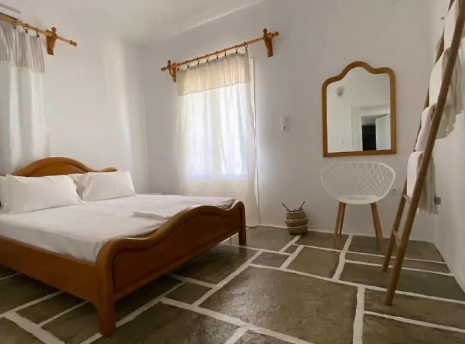 Holiday home - Traditional House